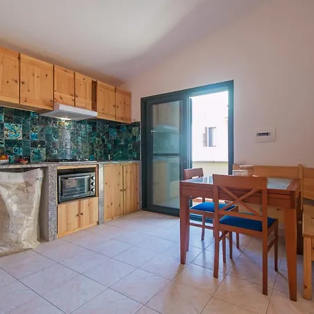 Apartment La Caletta Bay, 2 Apartments 100Mt From The Beach La Caletta