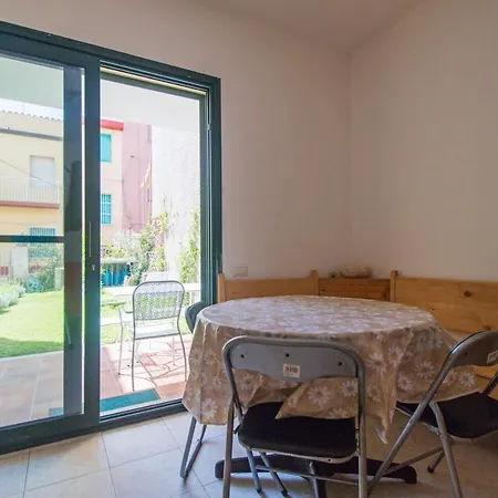 Apartment La Caletta Bay, 2 Apartments 100Mt From The Beach La Caletta