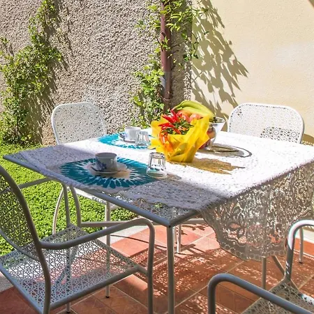 La Caletta Bay, 2 Apartments 100Mt From The Beach * La Caletta